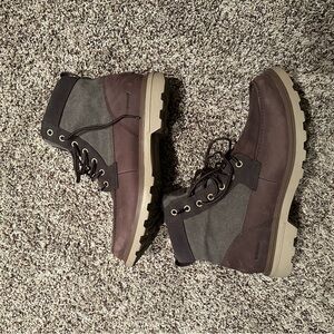 Men's Sorel Carson waterproof moc toe boot size 12